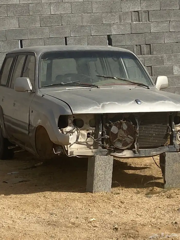 قطع غيار لاندكروزر وغماره كامله بديكوراتها 27