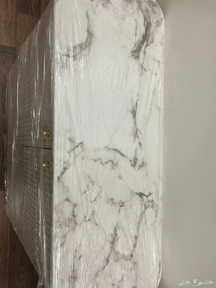 طاولة جزامة 1