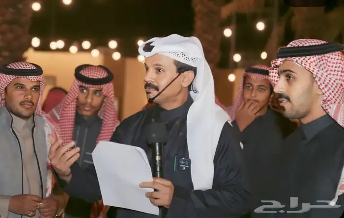 مقدم حفلات منبرية فعاليات مسرح ندوات حوارية يوم مفتوح 1