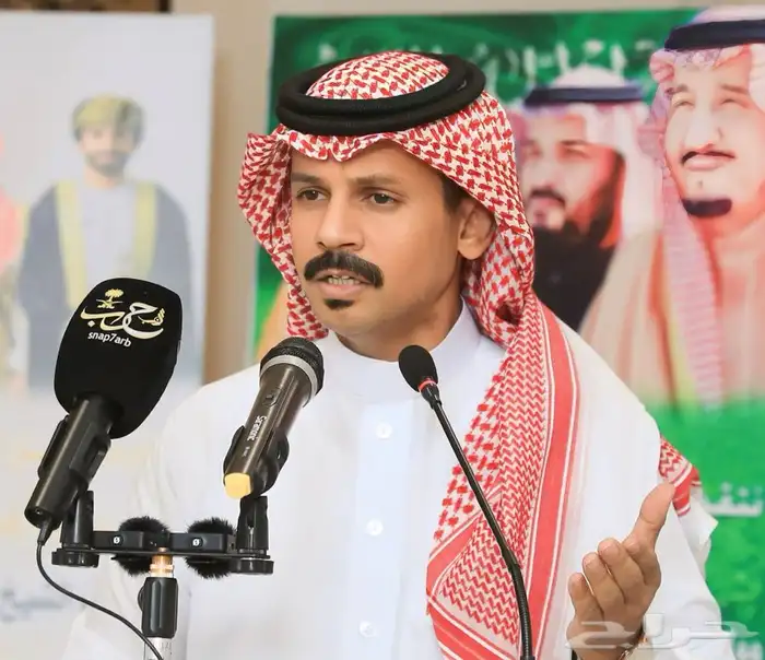 مقدم حفلات منبرية فعاليات مسرح ندوات حوارية يوم مفتوح 3