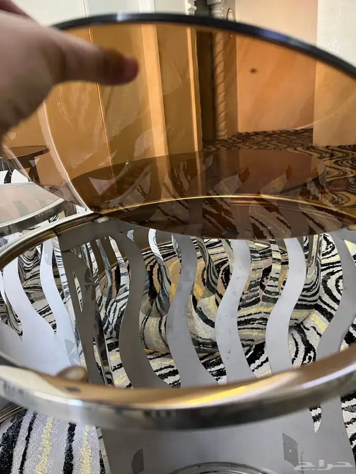 طاولات خدمه نظيفه مره 0