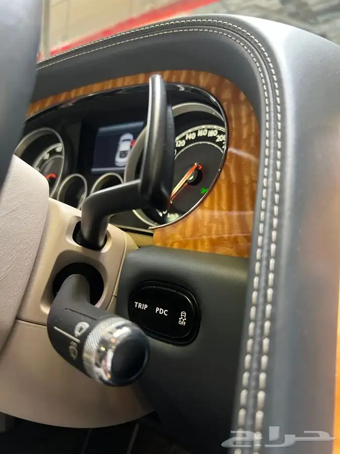 بنتلي كوبيه 2013 GT الممشى 204 الف كم . 54