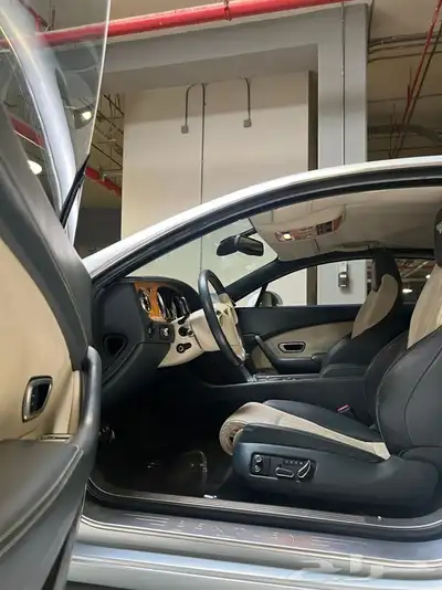 بنتلي كوبيه 2013 GT الممشى 204 الف كم . 14