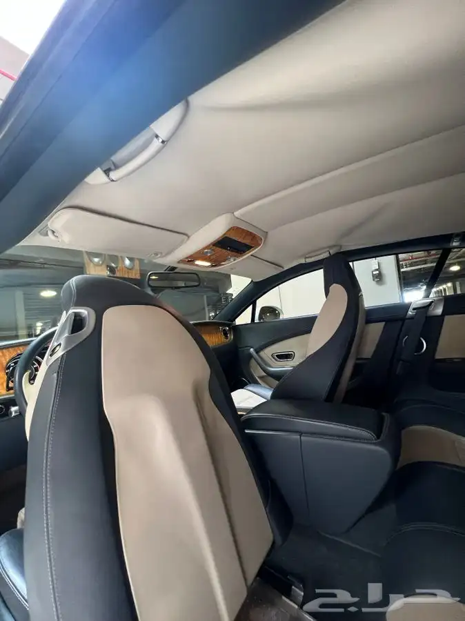 بنتلي كوبيه 2013 GT الممشى 204 الف كم . 45