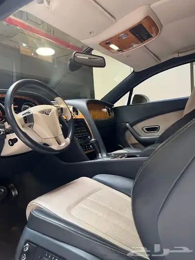 بنتلي كوبيه 2013 GT الممشى 204 الف كم . 15