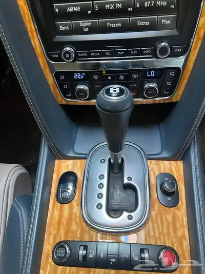 بنتلي كوبيه 2013 GT الممشى 204 الف كم . 37