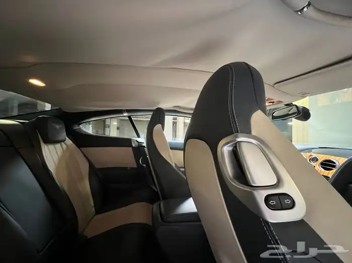 بنتلي كوبيه 2013 GT الممشى 204 الف كم . 44
