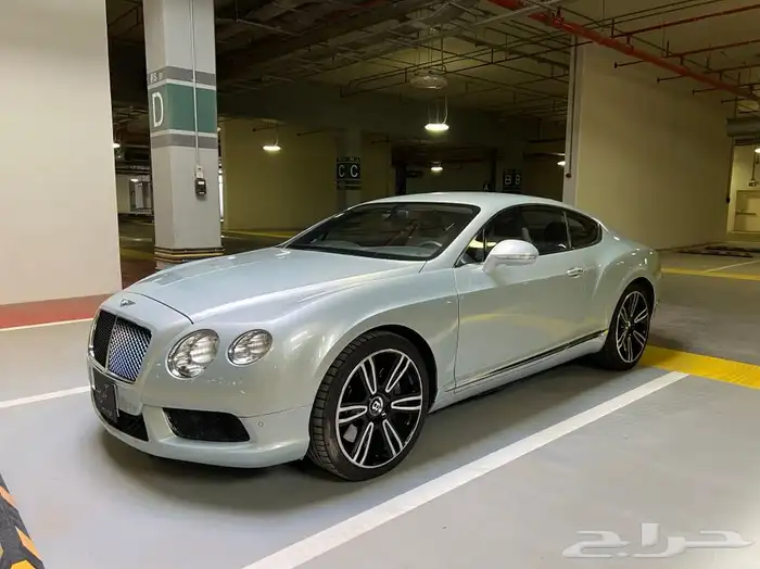 بنتلي كوبيه 2013 GT الممشى 204 الف كم . 9