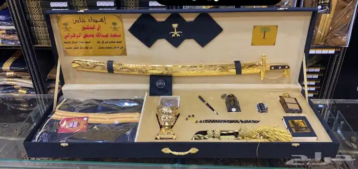 هدايا رجالية سيوف دروع هدايا فاخرة 13