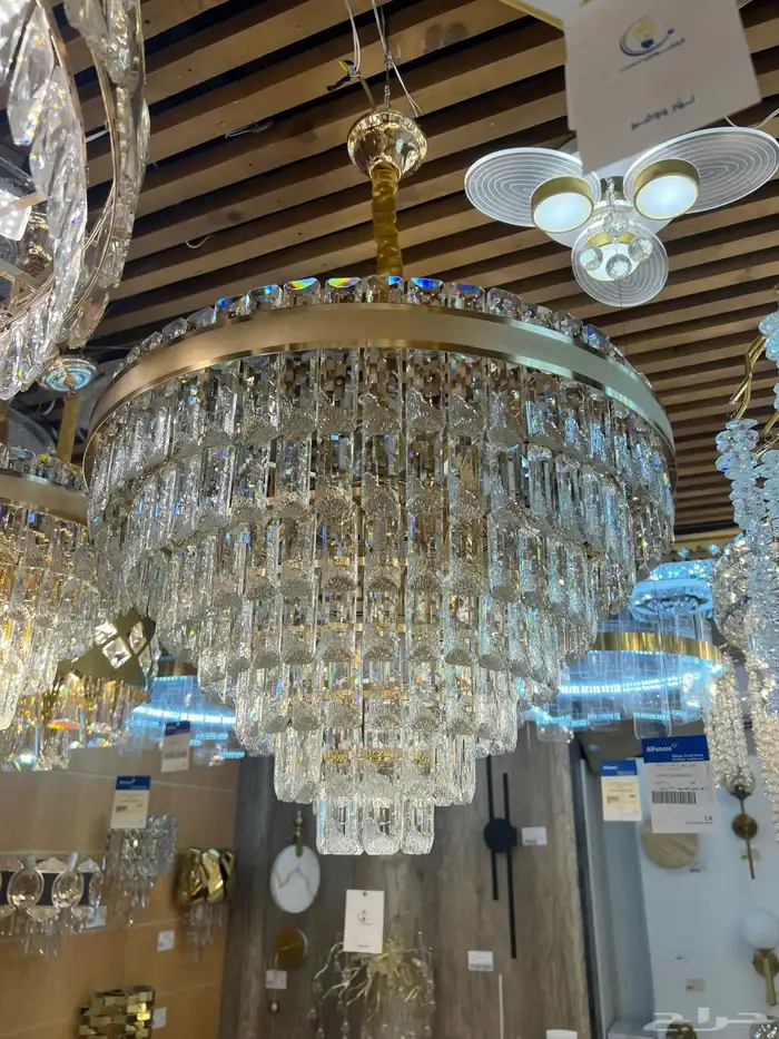 نجف ثريات 77