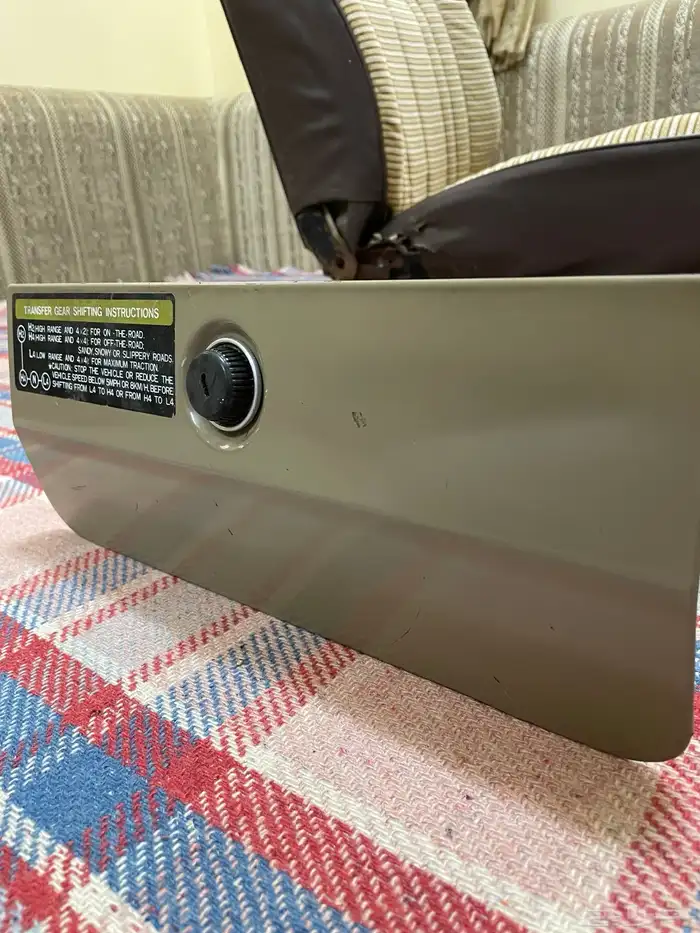 درج صالون 84 4