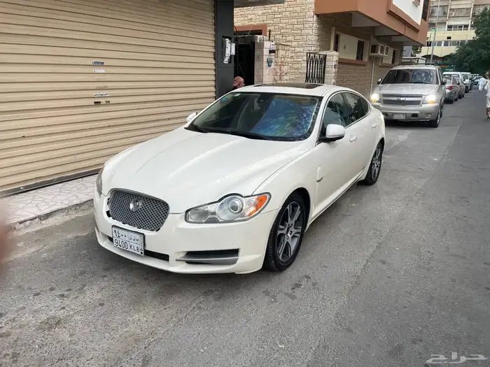 جاكوار XF 2010 ممشى قليل 1