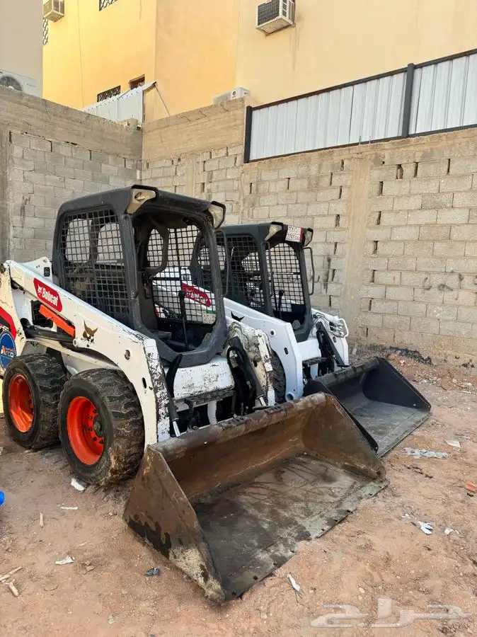 باكو لودر جي سي بي وبوبكاتات وبكلينات صغيرة للايجار 5