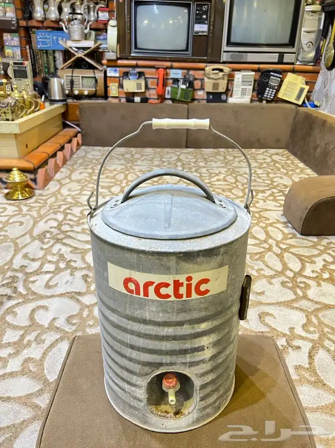 جالون ماء نادر arctic قديم تراثي 2