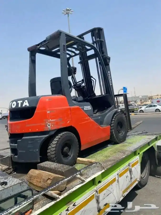 رافعة شوكية فوركلفت للايجار اليومي والشهري تاجير رافعات 7