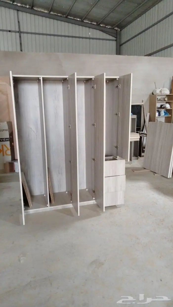 عمل جميع الديكورات الخشبيه 76