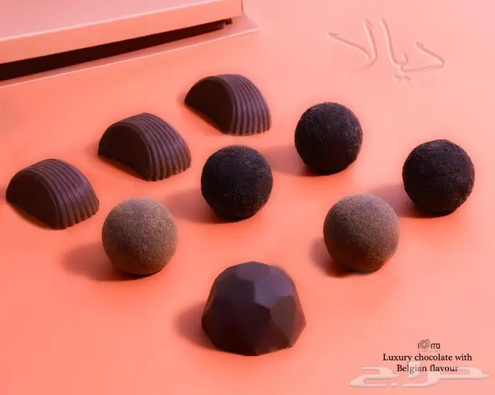 مصورة منتجات واعراس والاطعمة والمودل 3