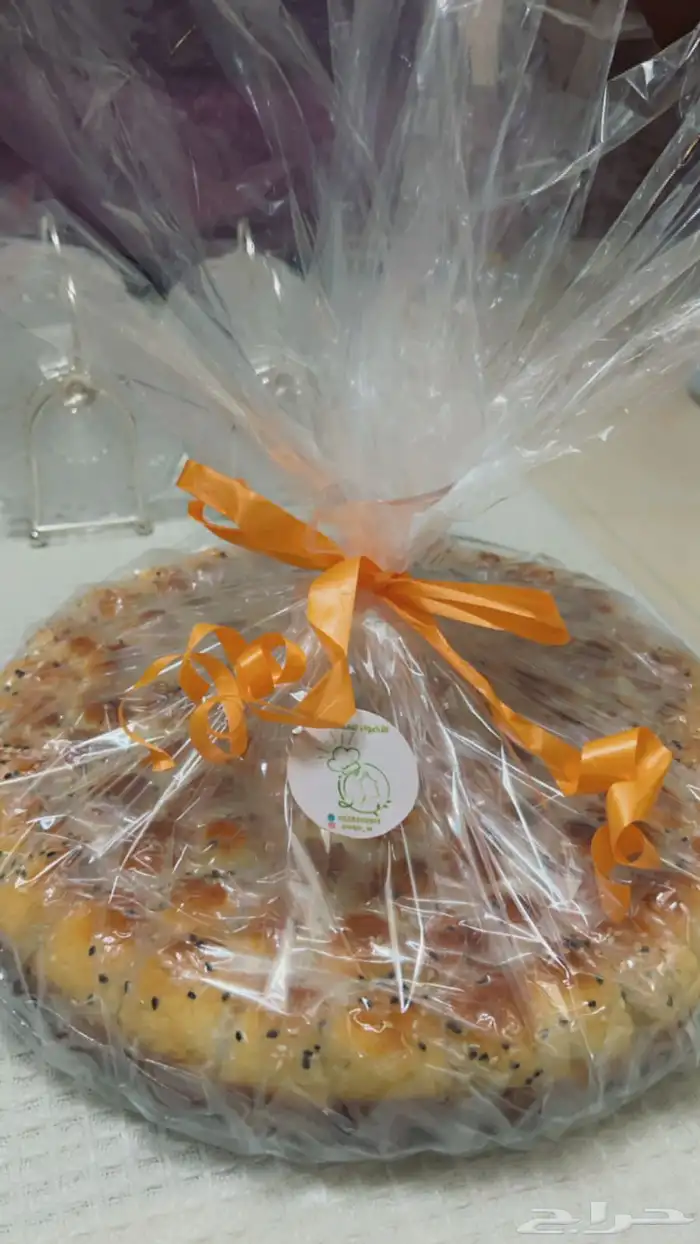 معجنات خليه نحل معمول 3