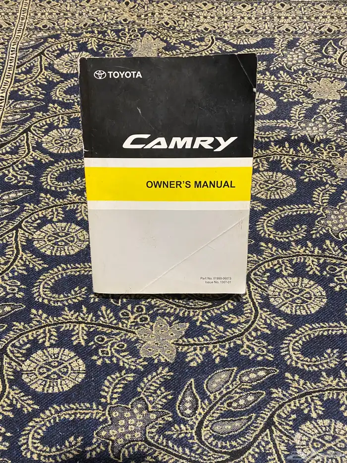 دفتر وكالة كامري موديل 2012 - 2015 1