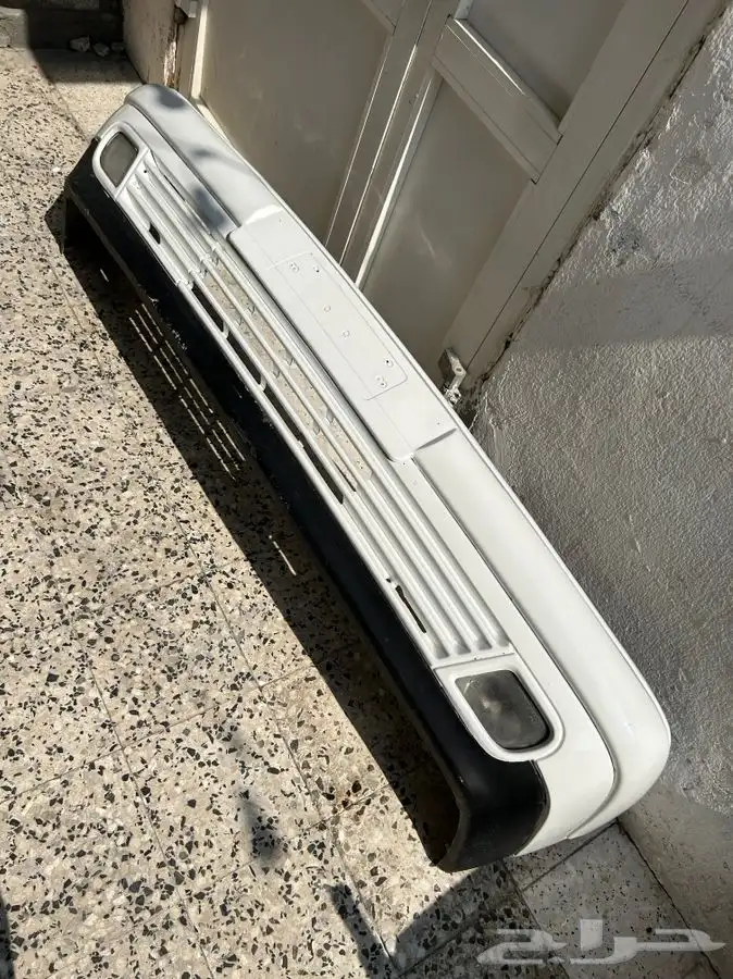 صدام مرسيديس ابو عيون 1999 6