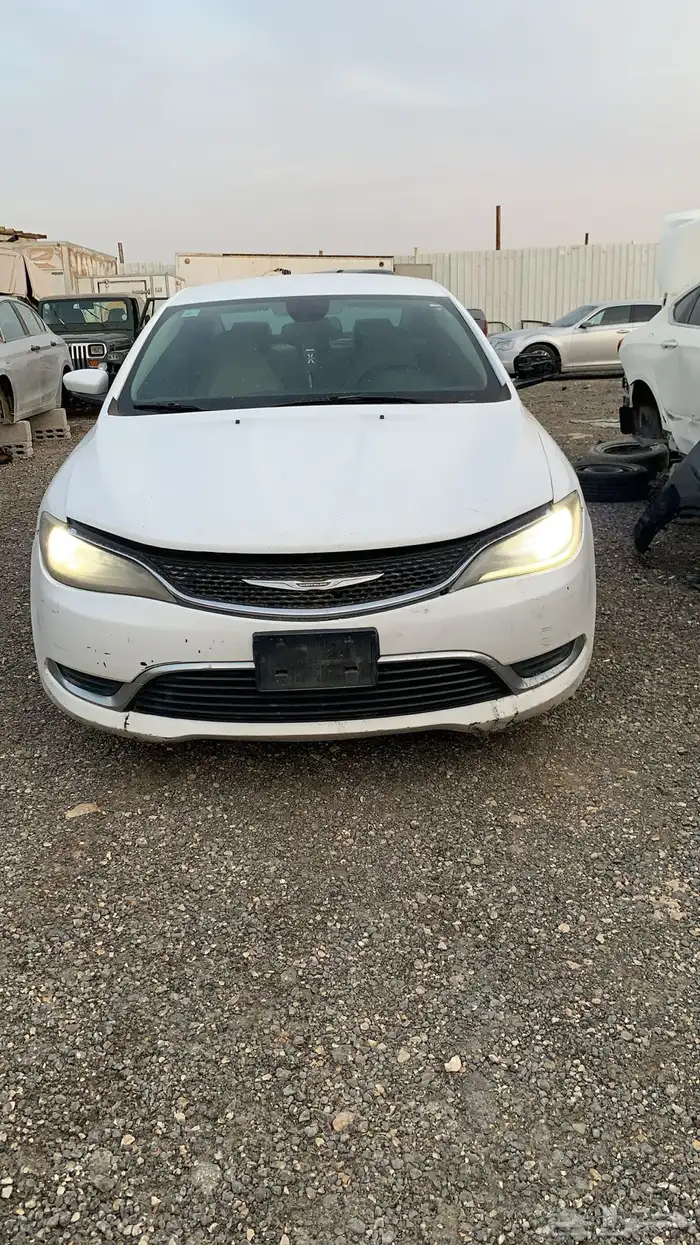 كرايزلر c200 2016 قطع غيار فقط 7