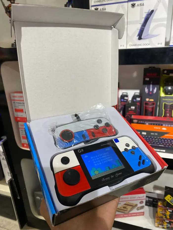 كمبيوتر عائله محمول اكثر من 600 لعبة ب 99 ريال 1