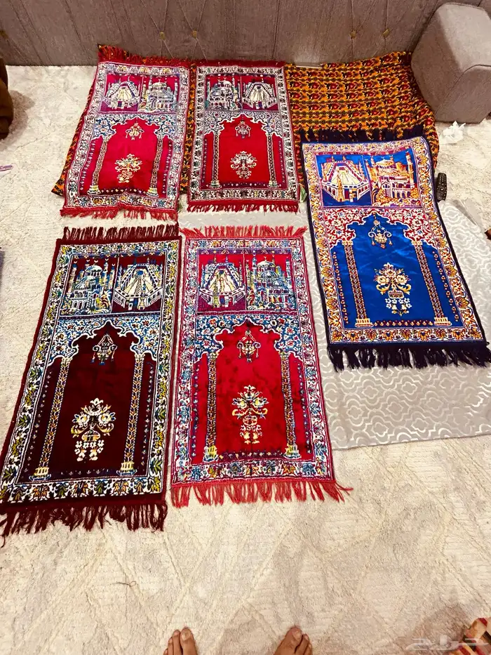 لابس كشافه تراثي وسجاده صلاةمن الزمن الجميل.ولواحات ميرندا 6