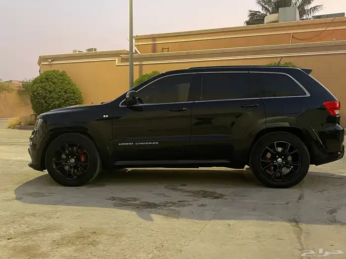 جراند شيروكي 7