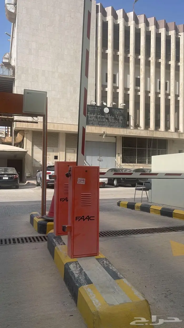 بوابة تفتيش حقائب بوابة مواقف سيارات بوابة كشف سرقة الملابس 0