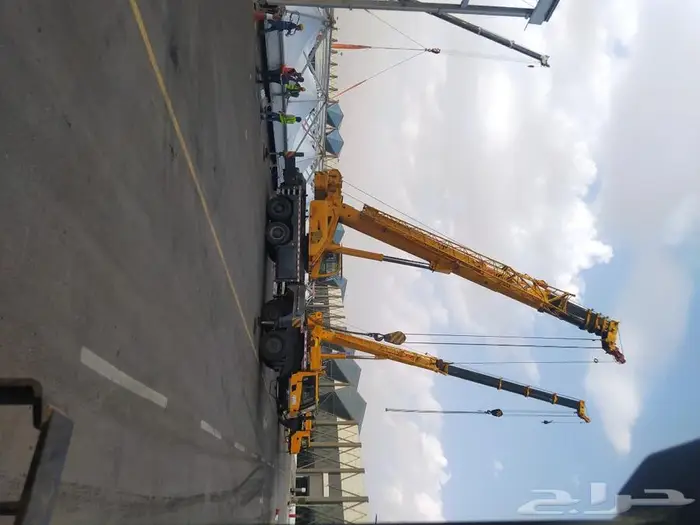 ايجار رافعات شوكية كرينات forklifts and crane for rent 0