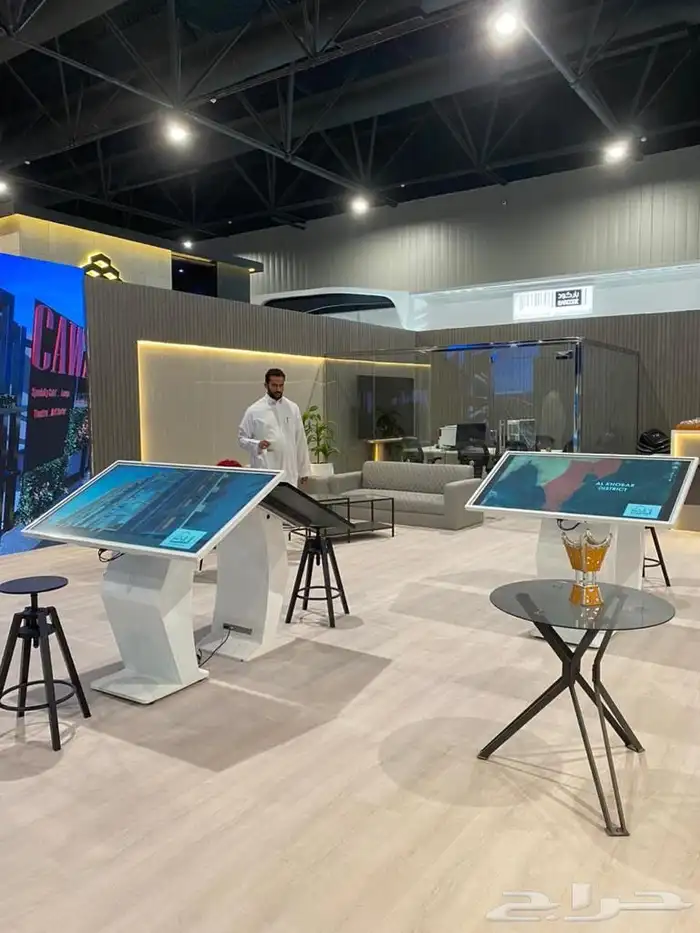 شاشات شاشة تتش شاشة LED مسارح إضاءات بروجكتر ومعارض مؤتمر 12