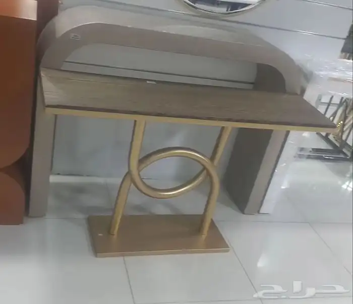 ورشه تفصيل طاولات 4