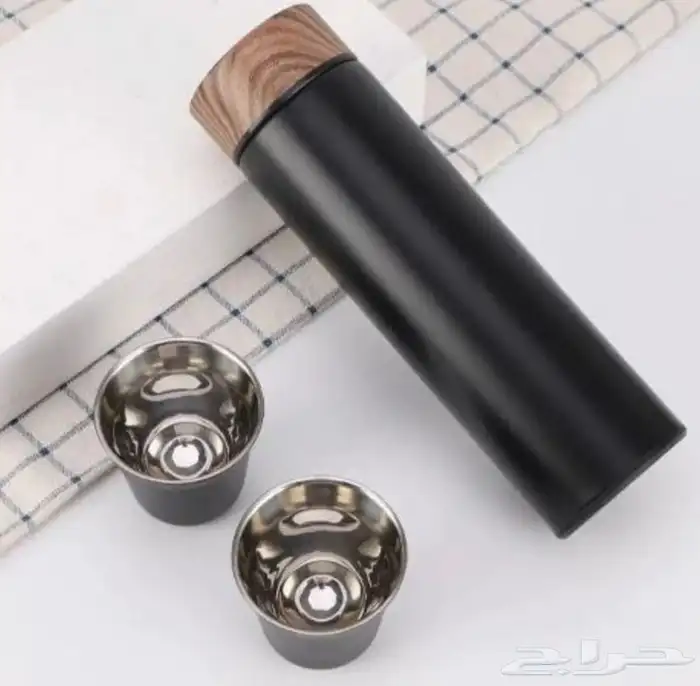 مق حافظة للحرارة والبرودة باللون الابيض والاسود 0