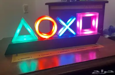 مصباح اضاءة LED علامه بلايستيشن 4 او 5 0