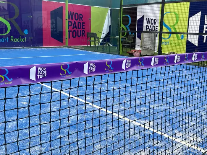 طباعة استيكر وبنر ورول اب وهداية ليوم التأسيس 10