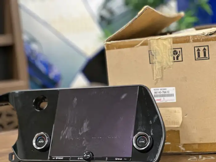 شاشة لكزس Nx امامية موديل 2022 3