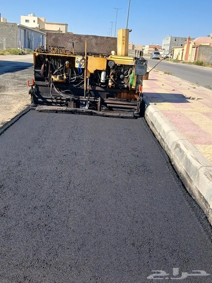 عمل اسفلت وتوريد صبز وتاجير معدات بوبكات ورصاصة وفرادة 0