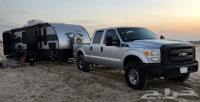 للبيع كرفان 32 قدم سحب 2022 مع السيارة F350 - 2015 5