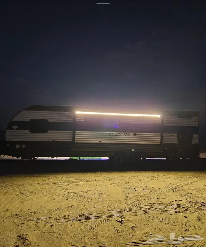 للبيع كرفان 32 قدم سحب 2022 مع السيارة F350 - 2015 16