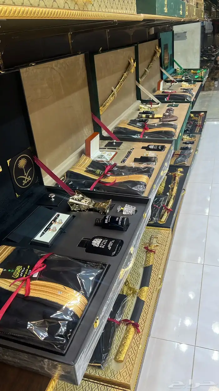 هدايا دروع الملازمين تخرج ضباط دروع السيوف بشت سيف 1