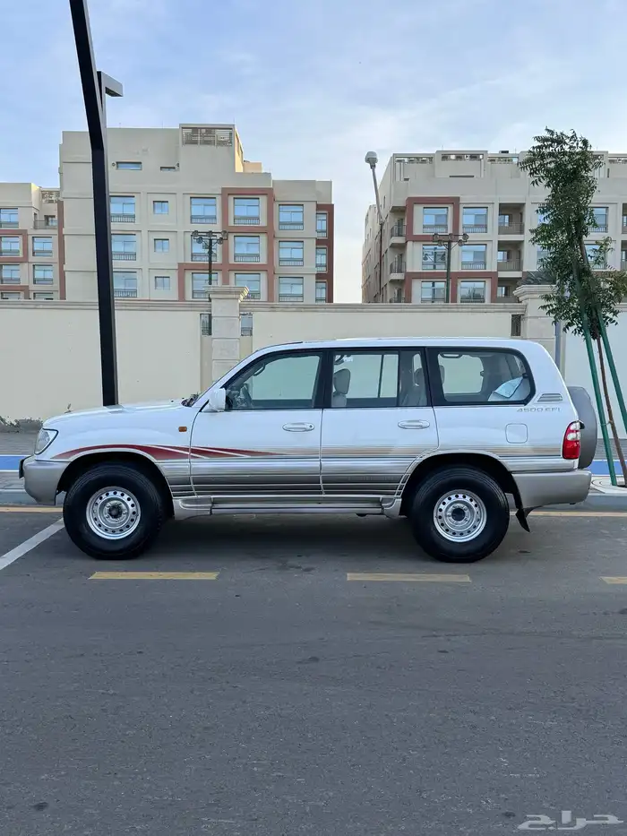 تم البيع لاندكروزر GXR2003 1