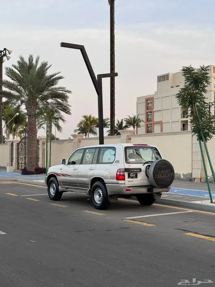 تم البيع لاندكروزر GXR2003 44