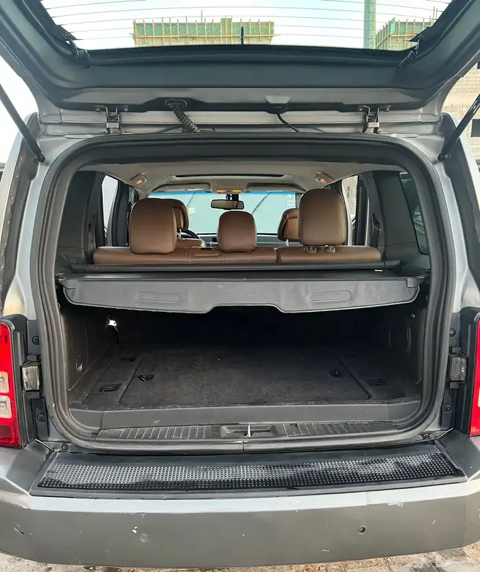 جيب شيروكي 2012 فل كامل 6