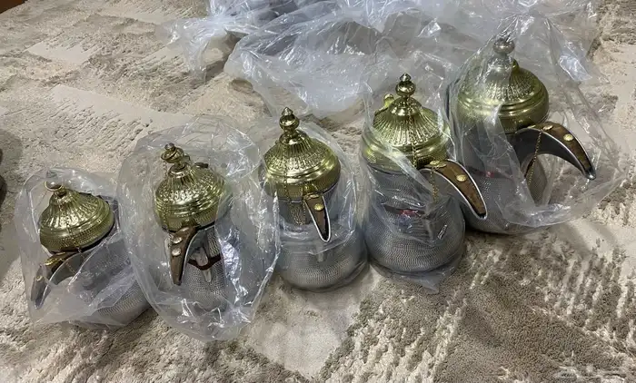 دلال نحاس ودلال ألمنيوم وابريق المنيوم ايضا جديد اطقم فقط 4