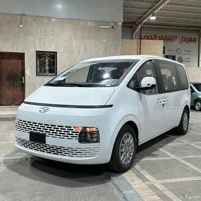 هيونداي ستاريا 2025 جديد 9 راكب و11راكب ديزل قير اوتوماتيك 1