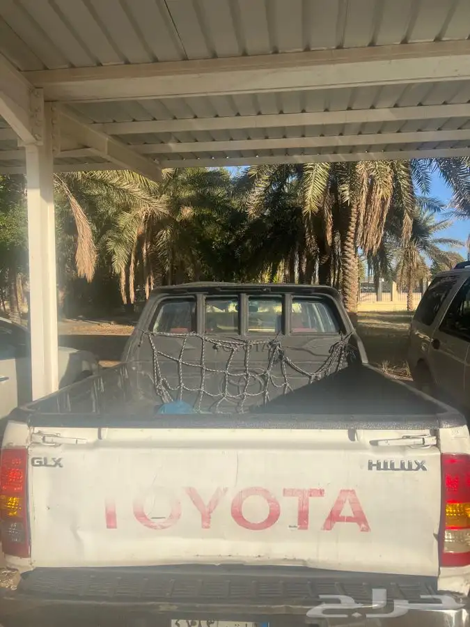 للبيع هايلكس 2011 م غمارتين 1