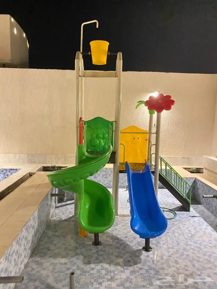 العاب مائية منازل شاليهات مع اقوي العروض 9