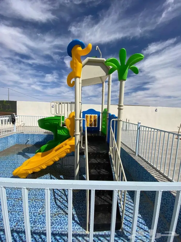 العاب مائية منازل شاليهات مع اقوي العروض 10