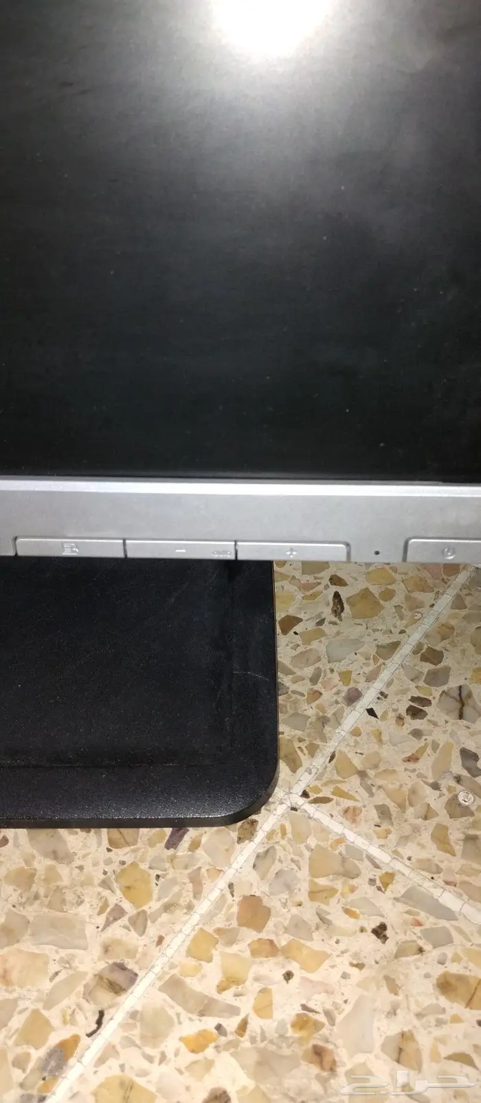 شاشة كمبيوتر 3