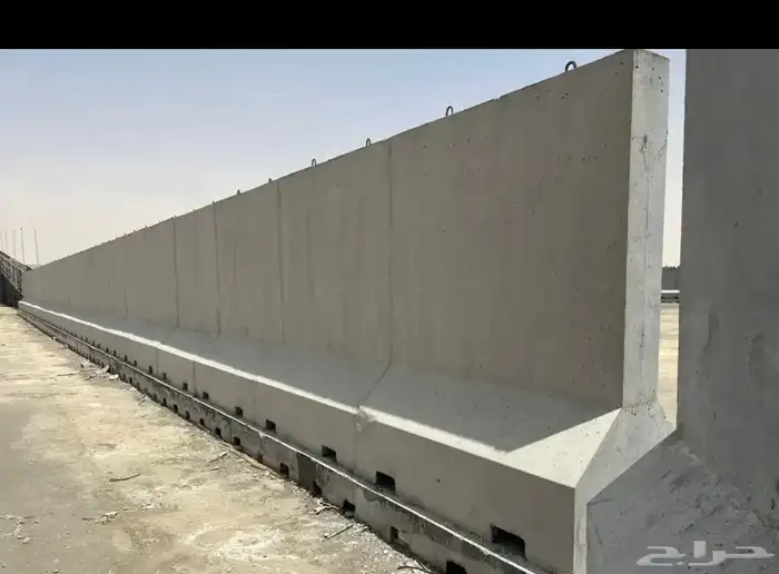 مصدات مواقف خرسانه 15